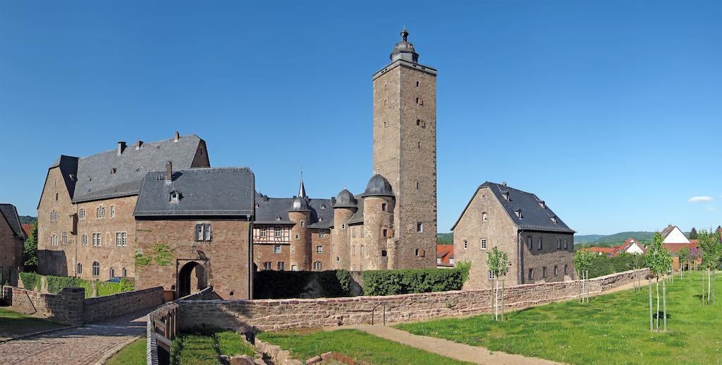 Burgmannenhaus Hotel Steinau an der Straße Eksteriør billede